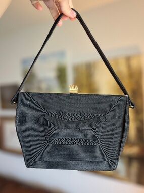 ☾ Vintage 1940’s genuine corde snap handbag— Ador Bag Co
